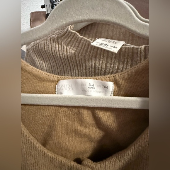 Zara Wool Blend Dress With Cherries - Picture 4 of 5